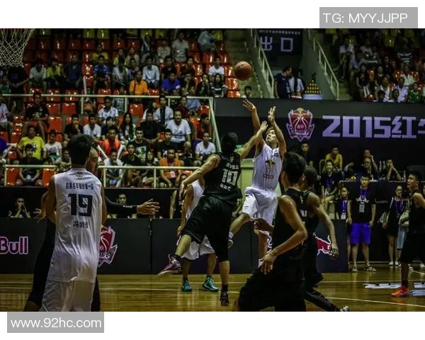 武汉篮球队与成都篮球队赛后战术分析与复盘探讨