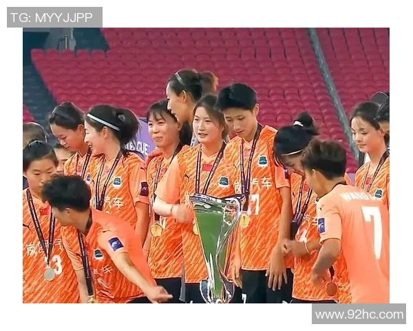 武汉足球队的团队协作之道:如何在赛场上实现默契配合与胜利 武汉足球队的团队协作之道:如何在赛场上实现默契配合与胜利