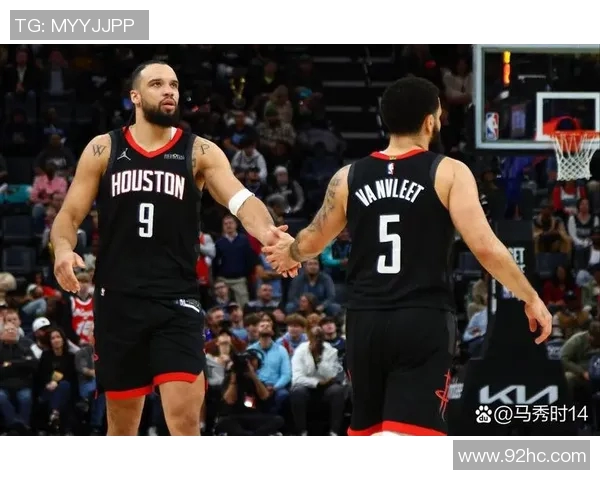 火箭队与快船队精彩对决直播网址分享及赛事分析 火箭队与快船队精彩对决直播网址分享及赛事分析