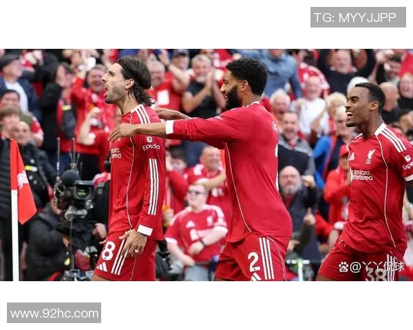 阿德莱德与利物浦的激烈对决展现足球魅力与团队精神