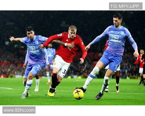 切尔西与曼城社区之战精彩回顾与战术分析探讨