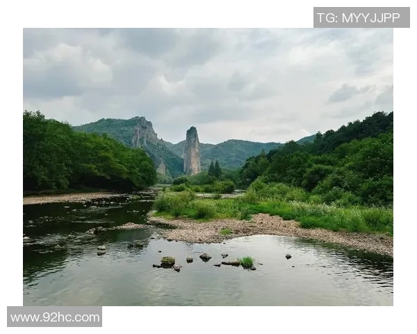 探索埃斯特旺的魅力与文化遗产，感受独特的历史氛围与自然风光