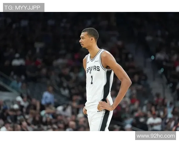 文班亚马法国队首战狂砍27分大胜意大利引发NBA球探热议